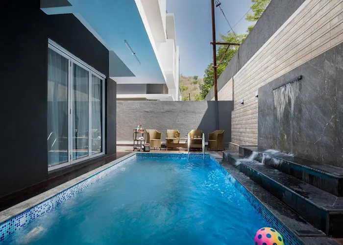 Sunflower Villa